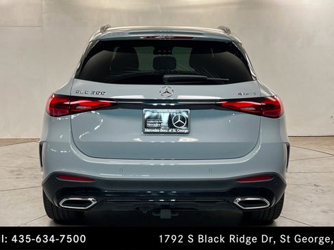 Certified 2026 Mercedes-Benz GLC 300 4MATIC image 4