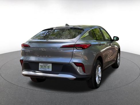 Used 2025 Buick Envista Preferred image 14