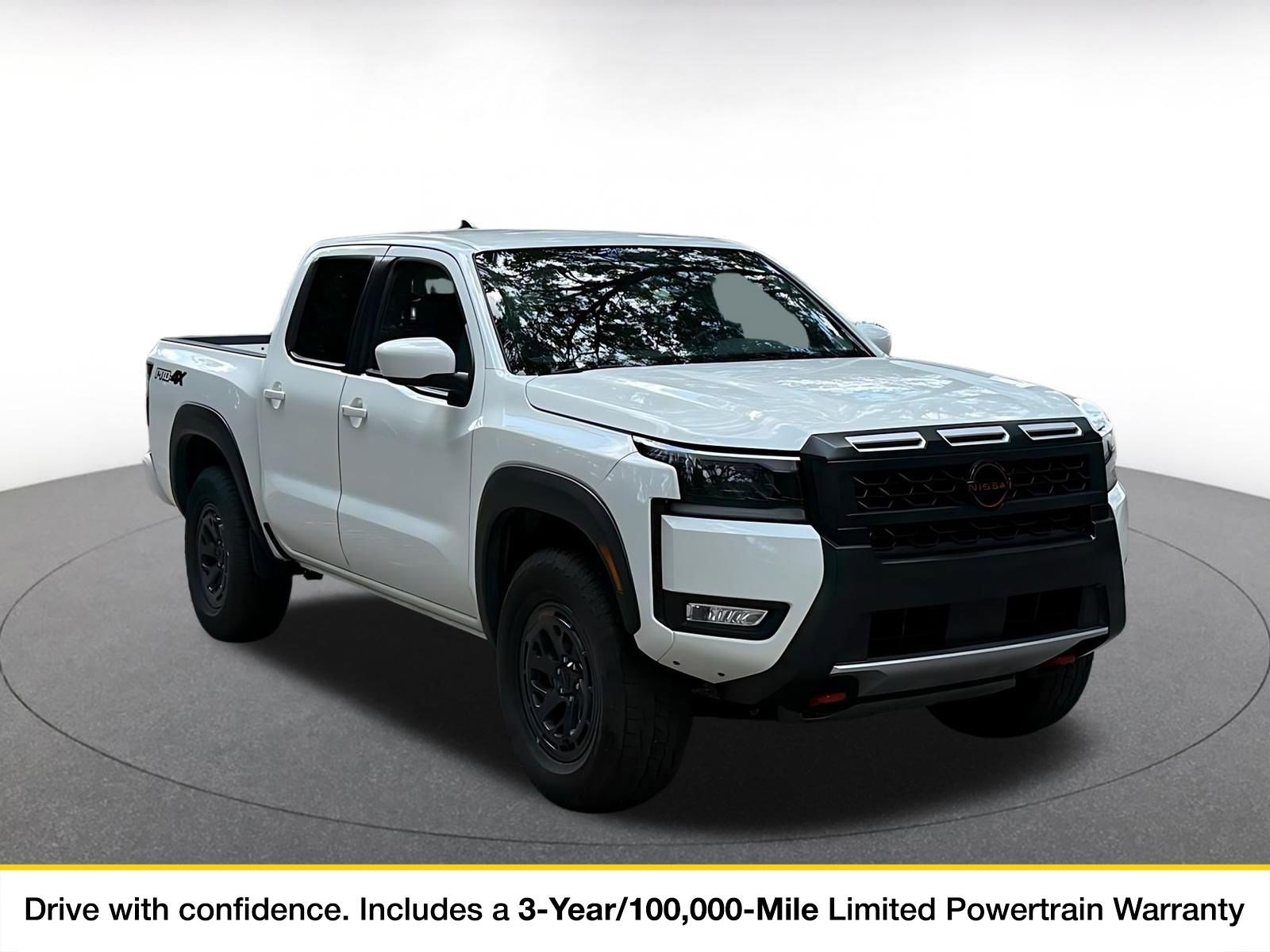 Used 2026 Nissan Frontier PRO-4X AWD/4WD image 1