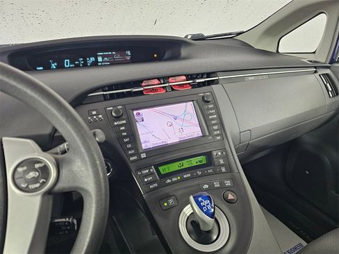 Used 2010 Toyota Prius Three image 31