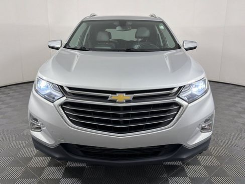 Used 2018 Chevrolet Equinox Premier FWD image 2