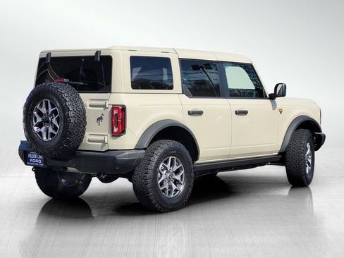 Certified 2025 Ford Bronco Badlands image 4