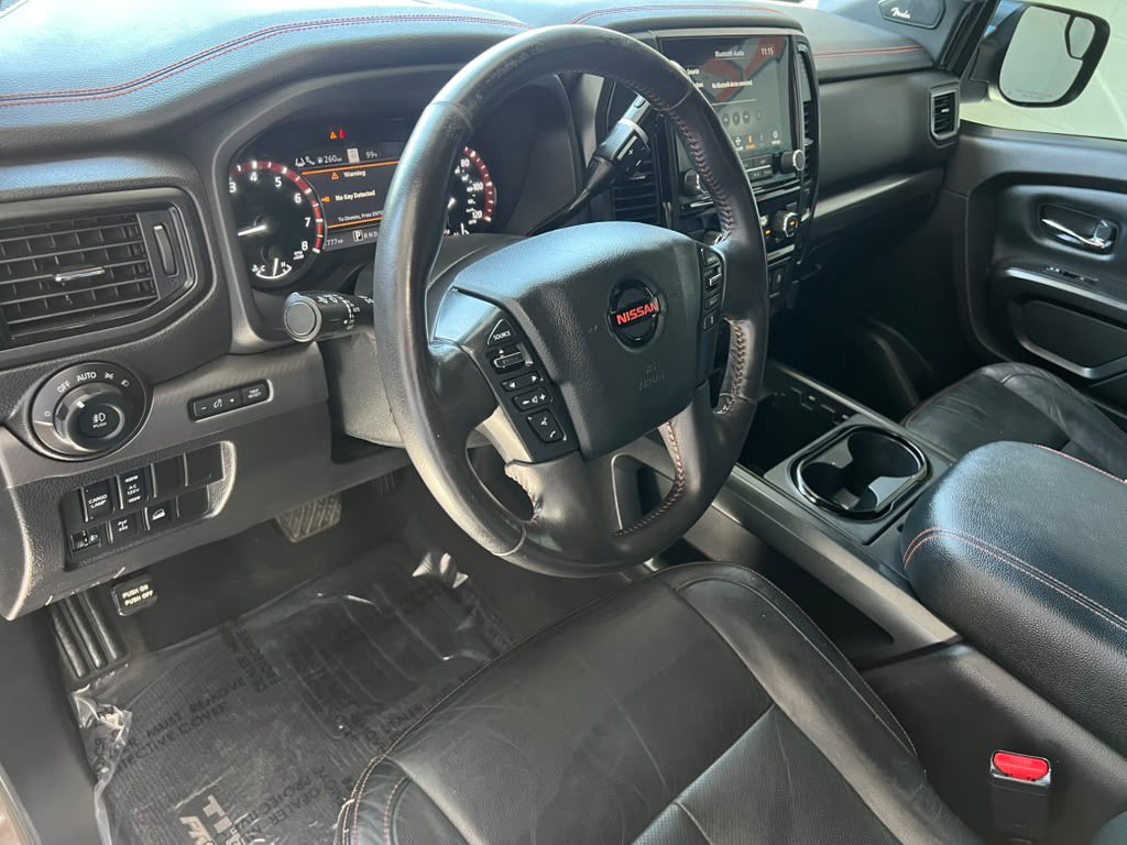 Used 2021 Nissan Titan PRO-4X w/ Pro-4x Convenience Package AWD/4WD image 16