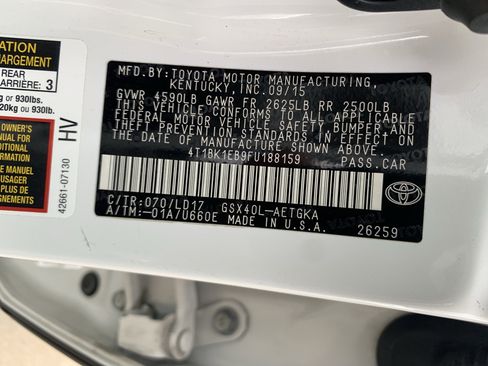 Used 2015 Toyota Avalon XLE image 36