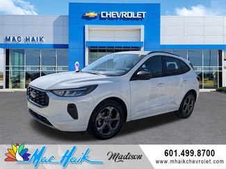 Used 2023 Ford Escape ST-Line video 1