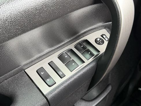 Used 2011 GMC Sierra 1500 SLE image 22