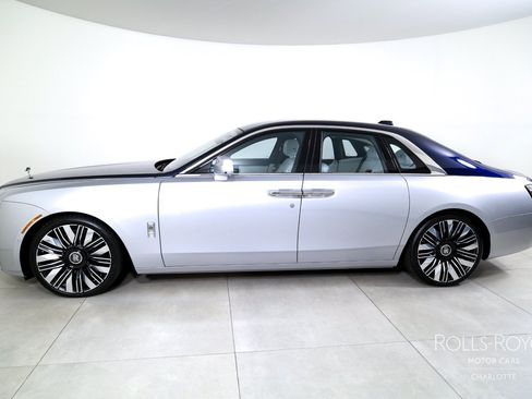 Certified 2026 Rolls-Royce Ghost AWD/4WD image 3