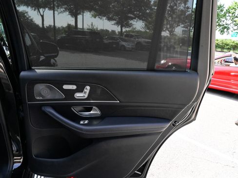 Used 2021 Mercedes-Benz GLS 580 4MATIC image 56