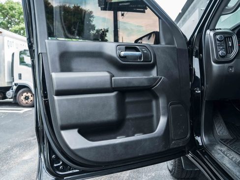 Used 2022 Chevrolet Silverado 1500 Custom Trail Boss AWD/4WD image 18