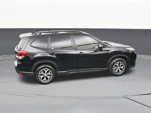 Used 2023 Subaru Forester Premium AWD/4WD image 63