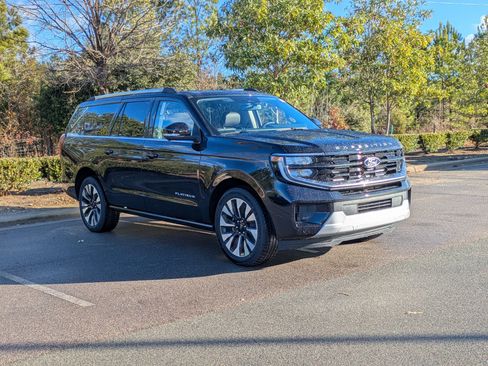 New 2025 Ford Expedition Max Platinum w/ Driver's Package image 2