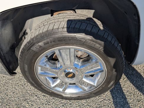 Used 2012 Chevrolet Silverado 1500 LT image 12