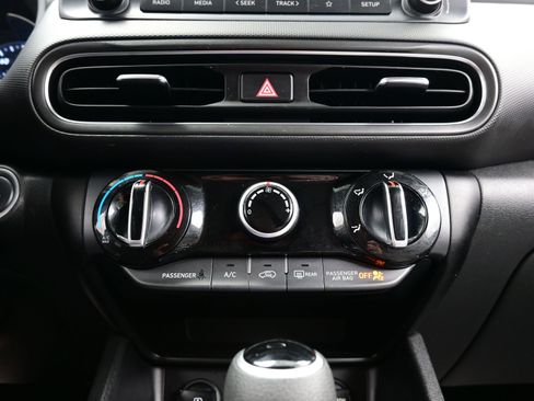 Certified 2023 Hyundai Kona SEL image 19