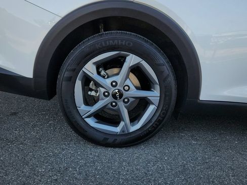 Used 2025 Kia K4 FWD image 9