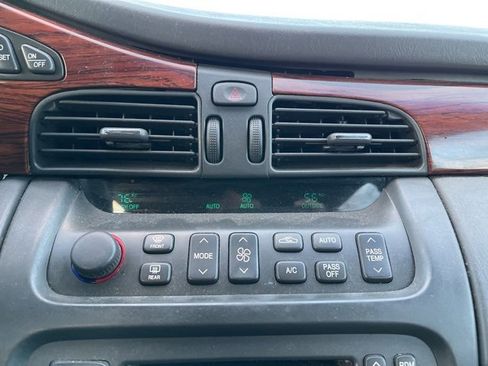 Used 2002 Cadillac De Ville image 15