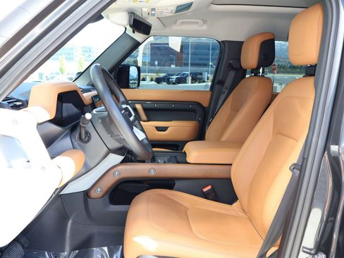 Certified 2023 Land Rover Defender 130 First Edition AWD/4WD image 23