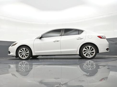 Used 2018 Acura ILX FWD image 18