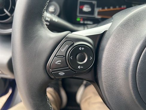 Used 2025 Toyota GR86 Premium w/ Performance Package image 43