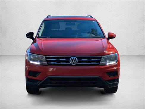 Used 2019 Volkswagen Tiguan SE w/ Panoramic Sunroof Package image 5
