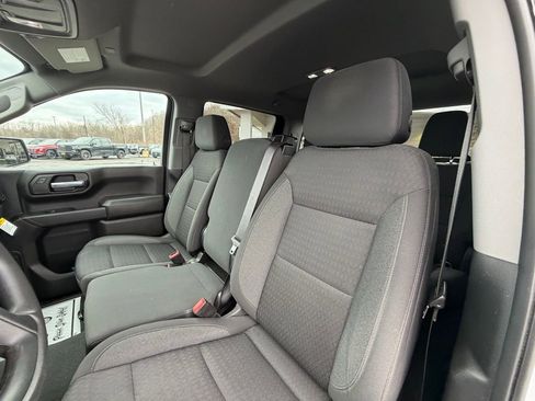 Used 2022 Chevrolet Silverado 1500 Custom image 12