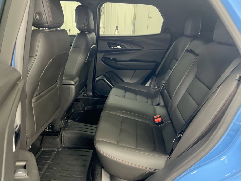 Used 2024 Chevrolet TrailBlazer RS w/ Convenience Package AWD/4WD image 22