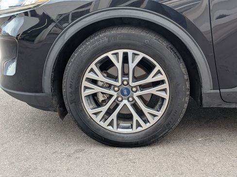 Used 2020 Ford Escape SEL image 14