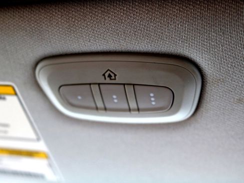 Used 2020 Jeep Cherokee Limited image 47