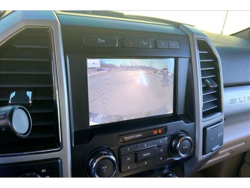 Used 2020 Ford F250 Lariat w/ Lariat Ultimate Package image 16