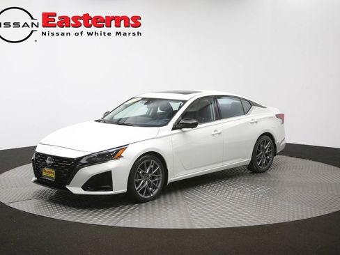 Used 2024 Nissan Altima 2.0 SR FWD image 54
