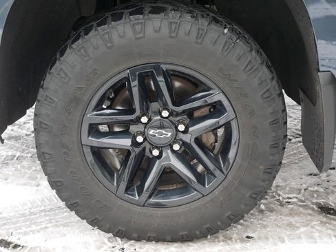 Used 2020 Chevrolet Silverado 1500 LT Trail Boss image 14