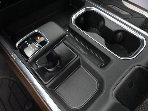 Used 2024 Chevrolet Silverado 1500 High Country w/ High Country Premium Package AWD/4WD image 26