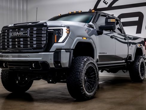 Used 2026 GMC Sierra 2500 Denali Ultimate w/ Max Trailering Package AWD/4WD image 34