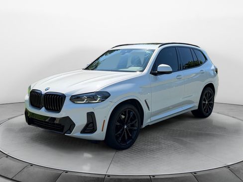 Used 2024 BMW X3 sDrive30i w/ M Sport Package RWD image 3