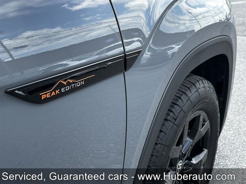 Used 2026 Volkswagen Atlas Peak Edition AWD/4WD image 29