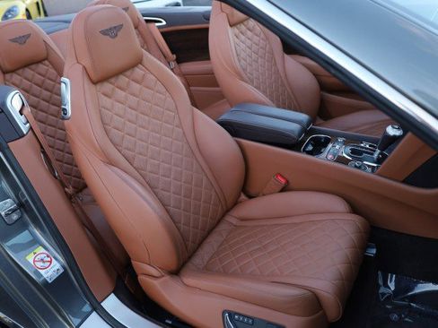 Used 2017 Bentley Continental GT V8 S image 47