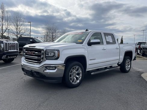 Used 2018 GMC Sierra 1500 SLT image 3
