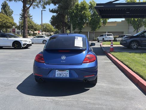 Used 2012 Volkswagen Beetle Turbo FWD image 14