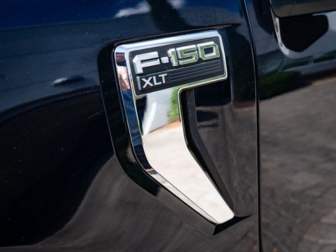 Used 2023 Ford F150 XLT w/ Trailer Tow Package image 9