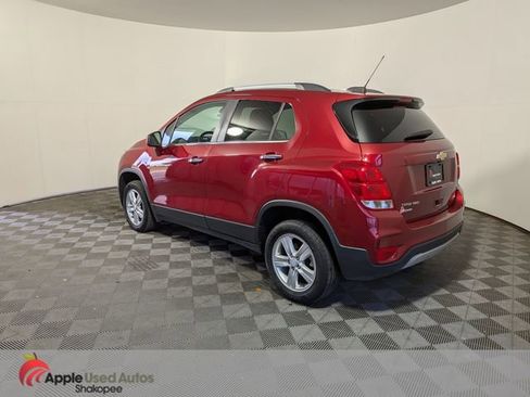Used 2019 Chevrolet Trax LT w/ LT Convenience Package AWD/4WD image 4