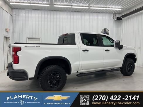 Used 2024 Chevrolet Silverado 1500 ZR2 w/ ZR2 Bison Edition AWD/4WD image 2