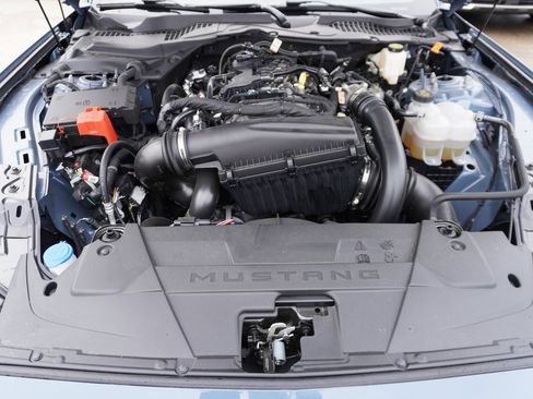 Certified 2025 Ford Mustang Premium image 23