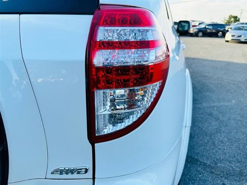 Used 2012 Toyota RAV4 Limited image 9