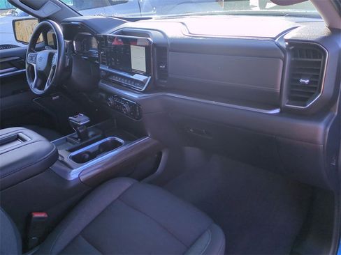 Certified 2022 Chevrolet Silverado 1500 RST w/ Convenience Package II image 29