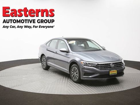 Used 2020 Volkswagen Jetta SE w/ SE Cold Weather Package image 52