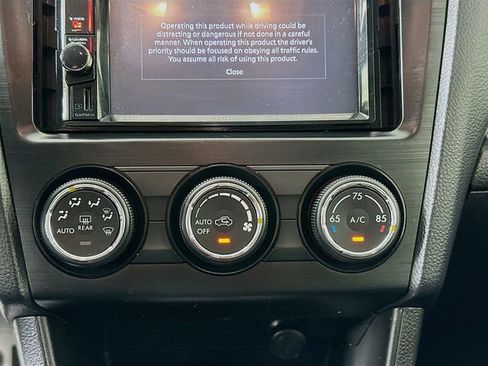 Used 2013 Subaru Crosstrek 2.0i Limited image 14