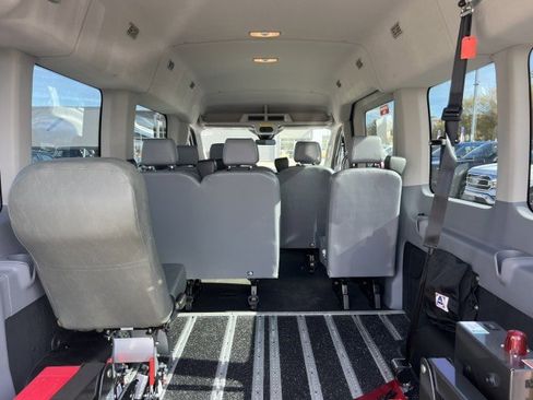 Used 2018 Ford Transit 350 XL image 13