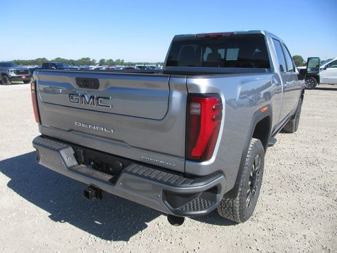 New 2026 GMC Sierra 2500 Denali Ultimate w/ Max Trailering Package AWD/4WD image 5