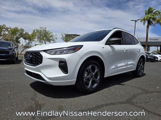 Used 2023 Ford Escape ST-Line w/ Tech Pack #1 AWD/4WD video 2