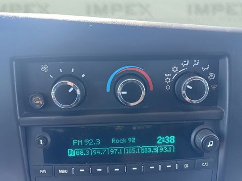 Used 2023 GMC Savana 2500 w/ Driver Convenience Package image 16