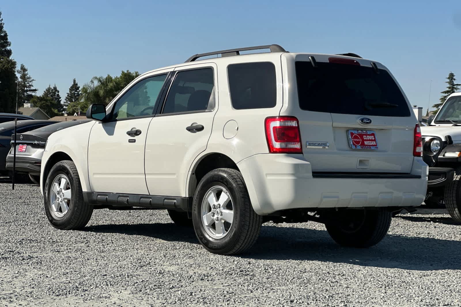 Used 2011 Ford Escape XLT w/ 202A Rapid Spec Order Code FWD image 7